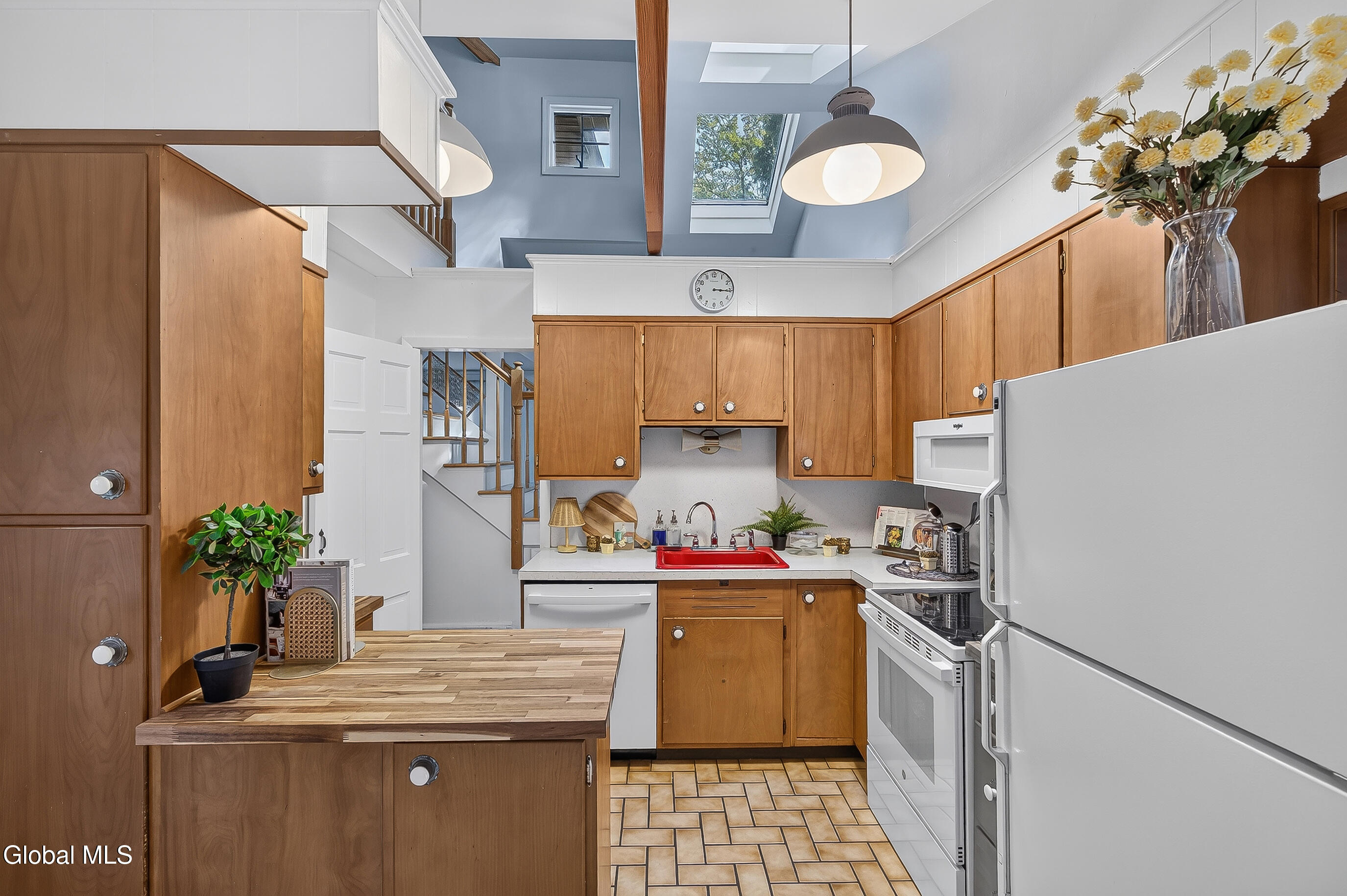 6 John David Lane Albany NY 12208