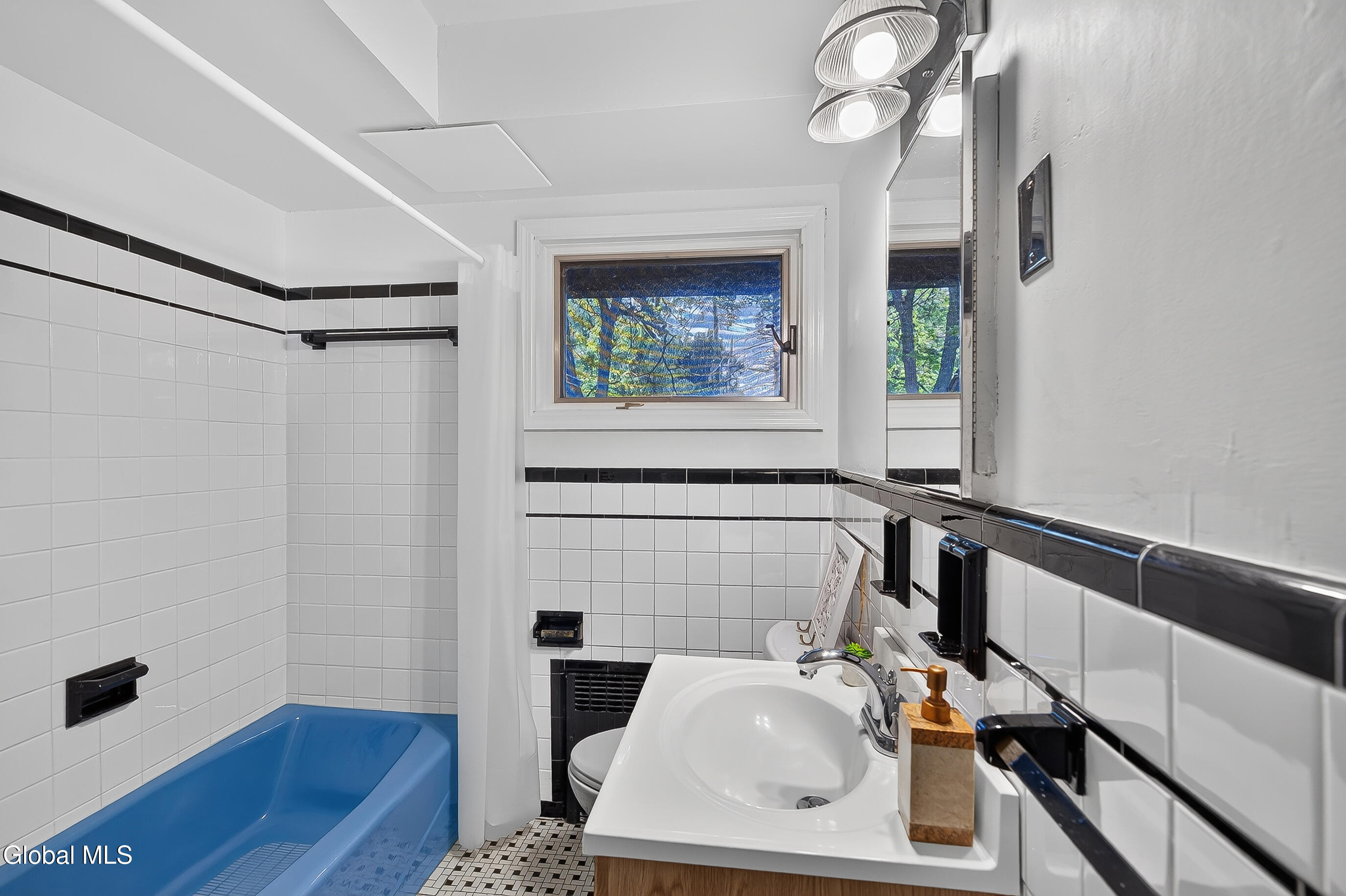6 John David Lane Albany NY 12208