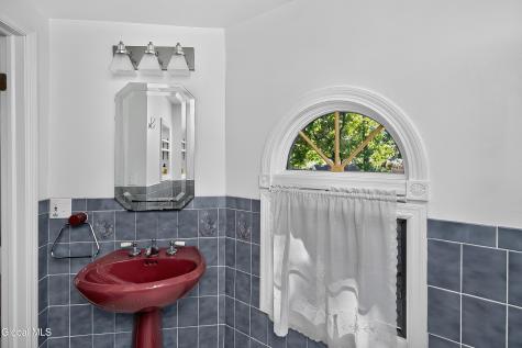 6 John David Lane Albany NY 12208