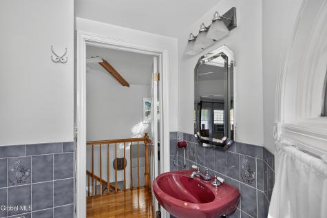 6 John David Lane Albany NY 12208
