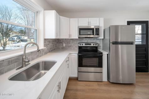 152 Chiswell Road Schenectady NY 12304