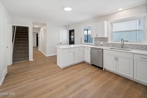 152 Chiswell Road Schenectady NY 12304