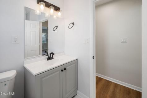 152 Chiswell Road Schenectady NY 12304