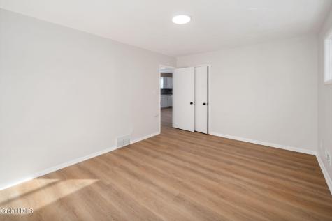 152 Chiswell Road Schenectady NY 12304