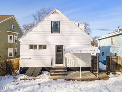 152 Chiswell Road Schenectady NY 12304