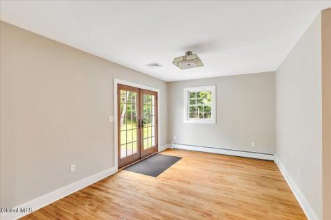54 Cold Springs Road Troy NY 12180