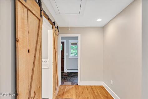 54 Cold Springs Road Troy NY 12180