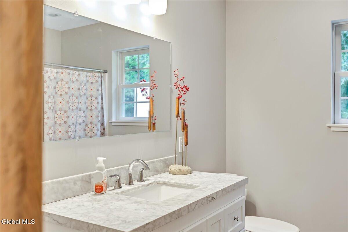 54 Cold Springs Road Troy NY 12180
