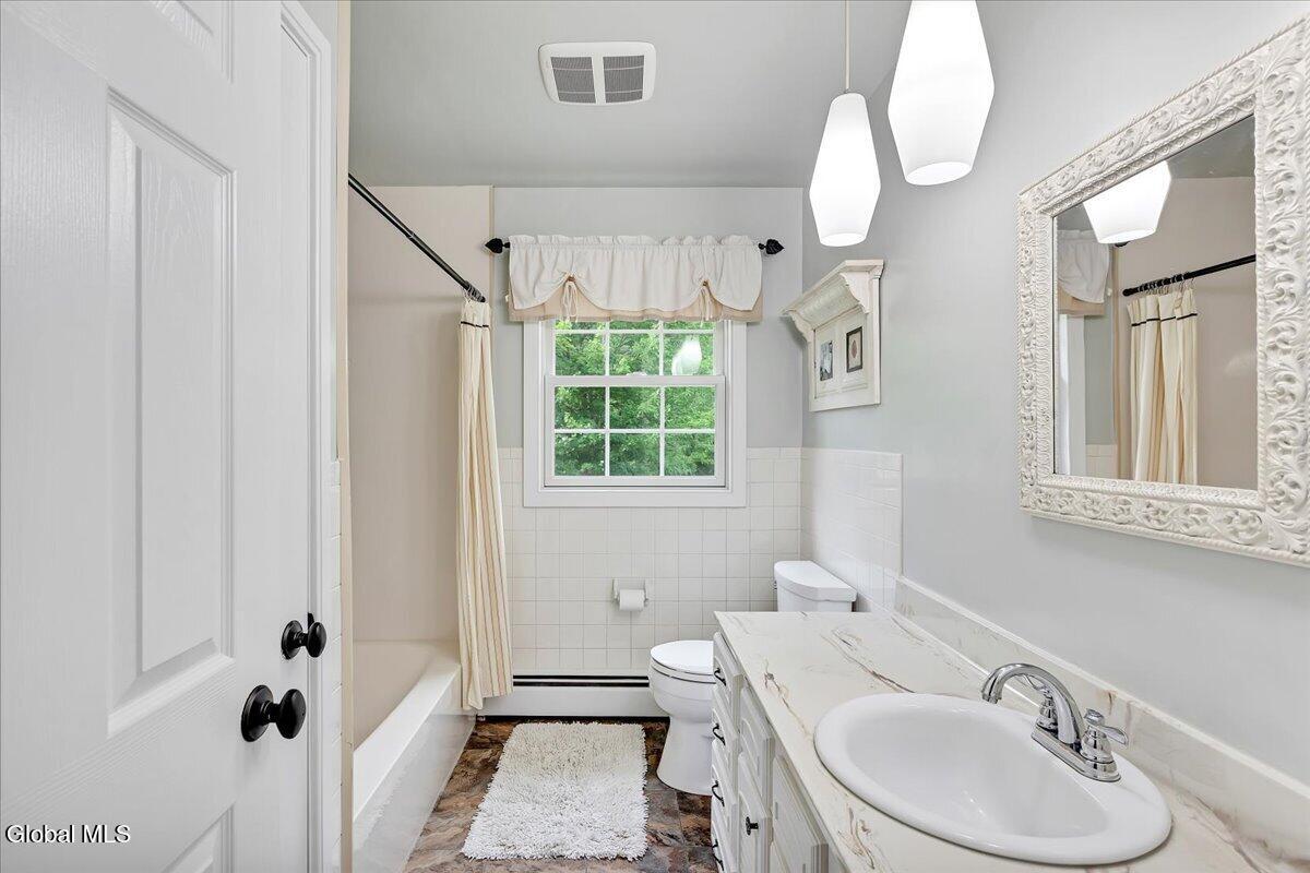 54 Cold Springs Road Troy NY 12180