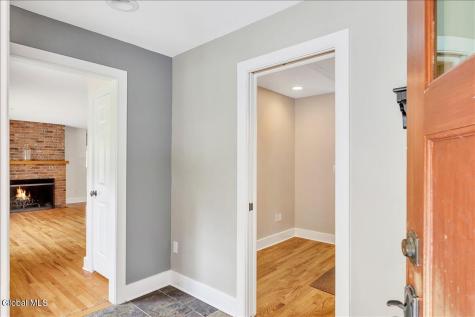 54 Cold Springs Road Troy NY 12180