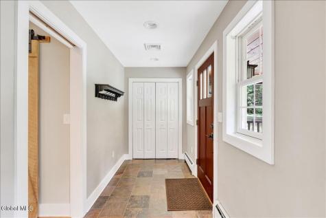 54 Cold Springs Road Troy NY 12180