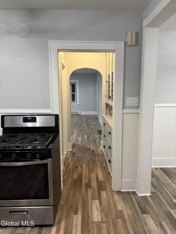 52 Wilkes Avenue Amsterdam NY 12010