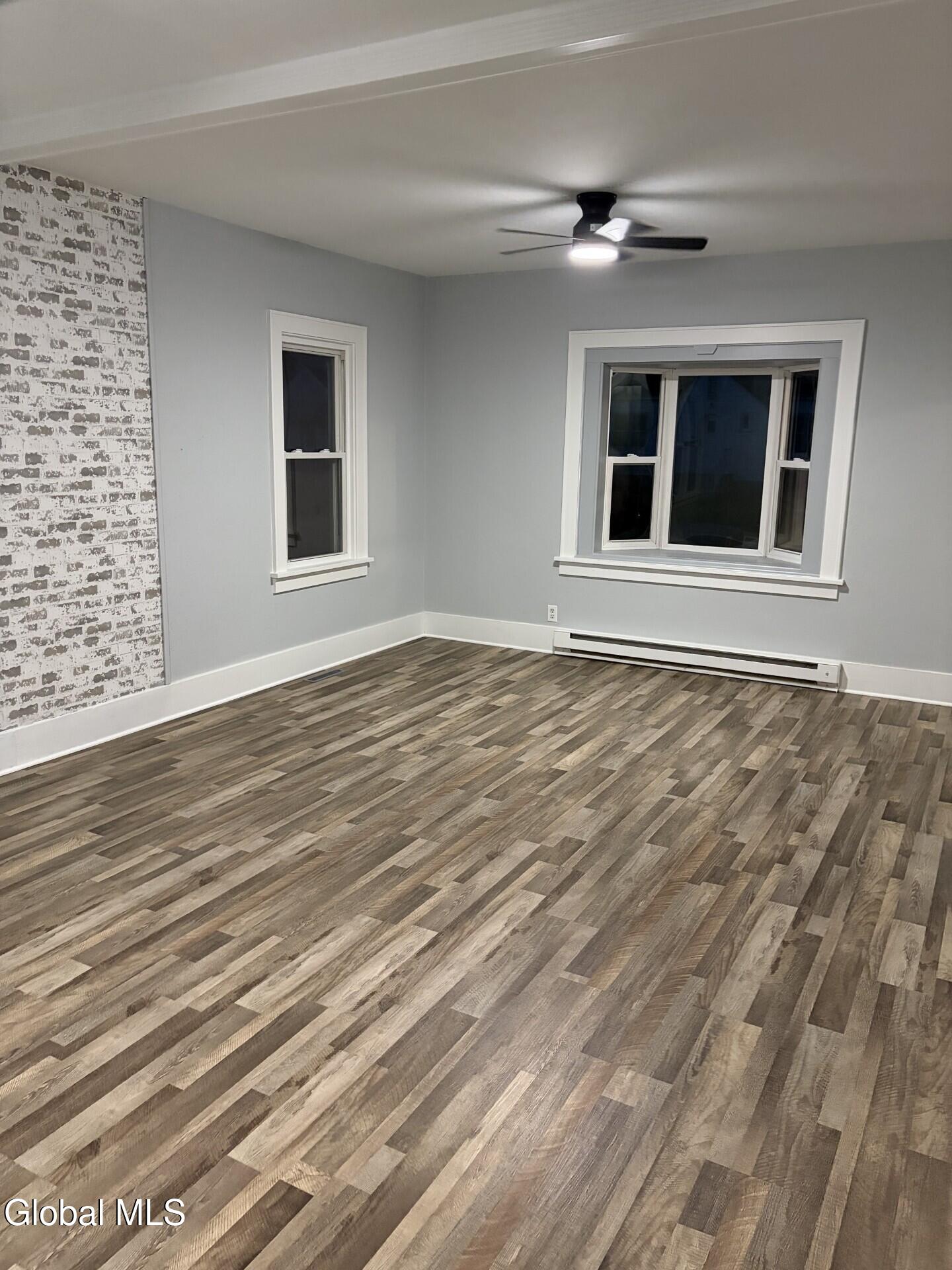 52 Wilkes Avenue Amsterdam NY 12010