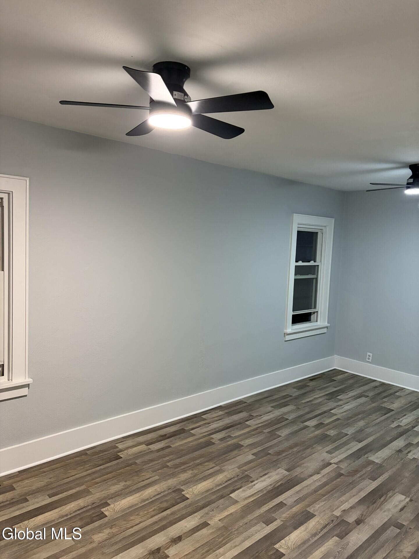 52 Wilkes Avenue Amsterdam NY 12010