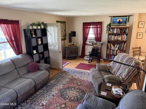 11 Third Avenue Warrensburg NY 12885