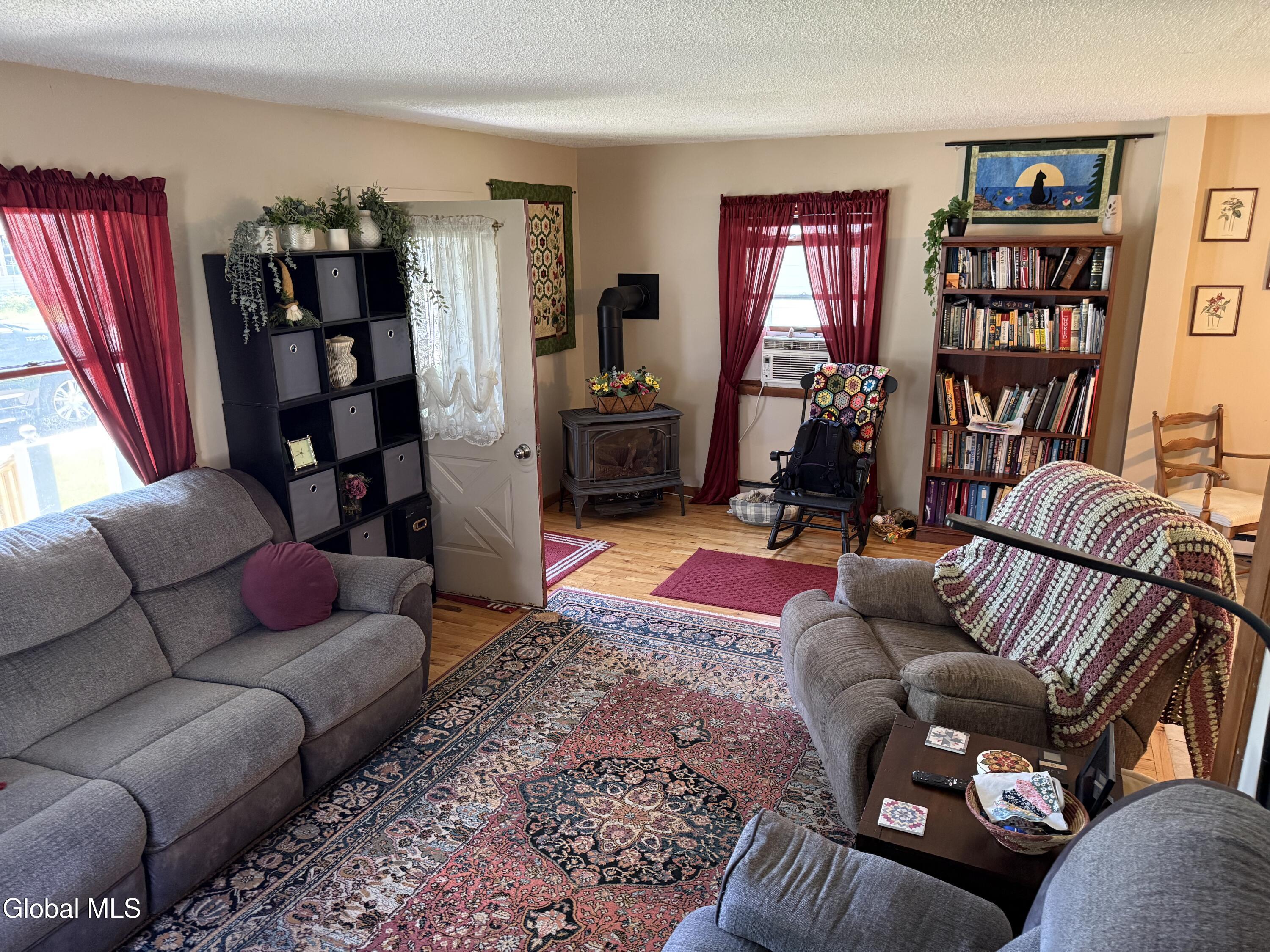 11 Third Avenue Warrensburg NY 12885
