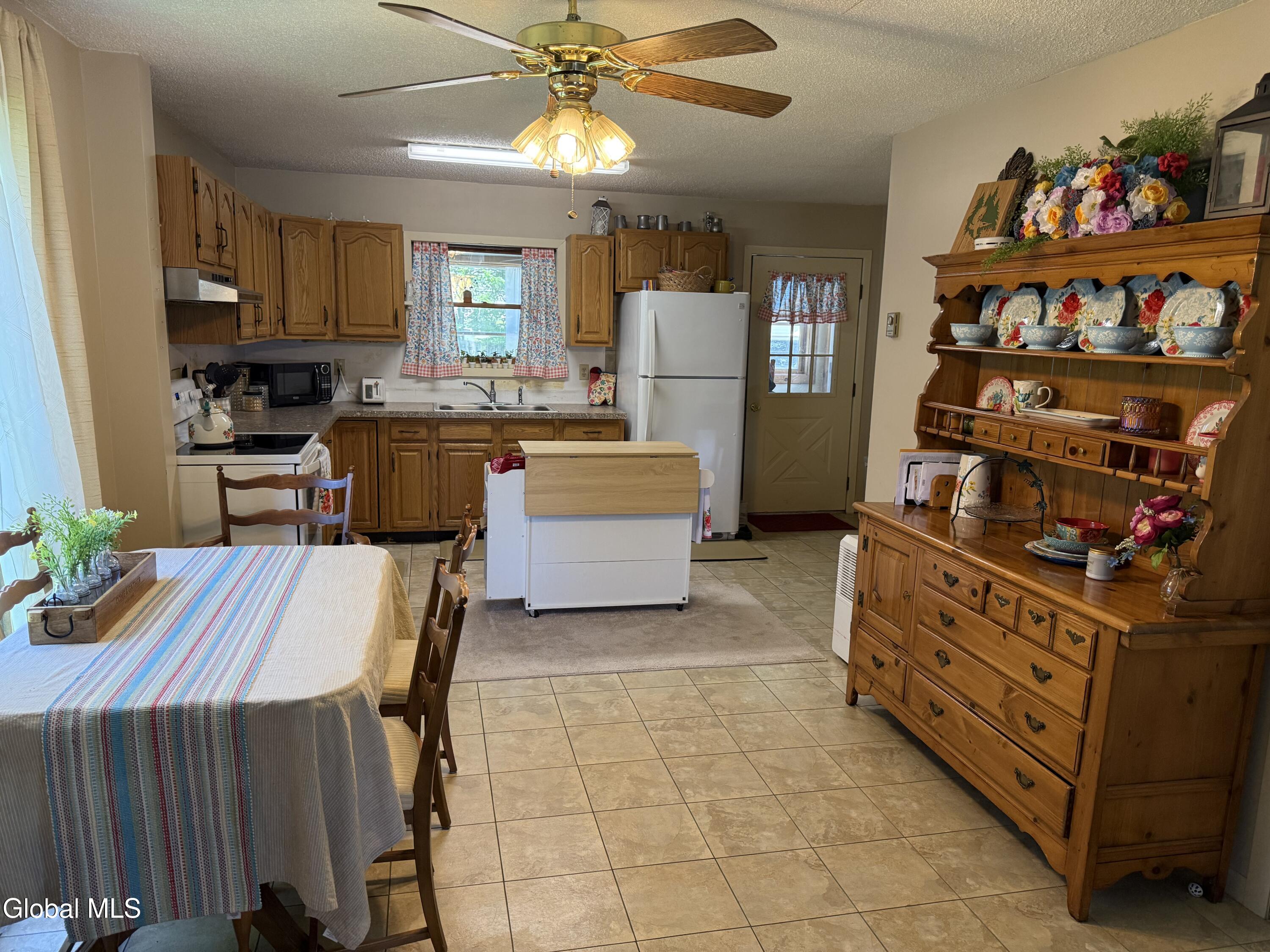 11 Third Avenue Warrensburg NY 12885
