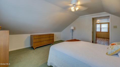 17 Woodrow Road Amsterdam NY 12010