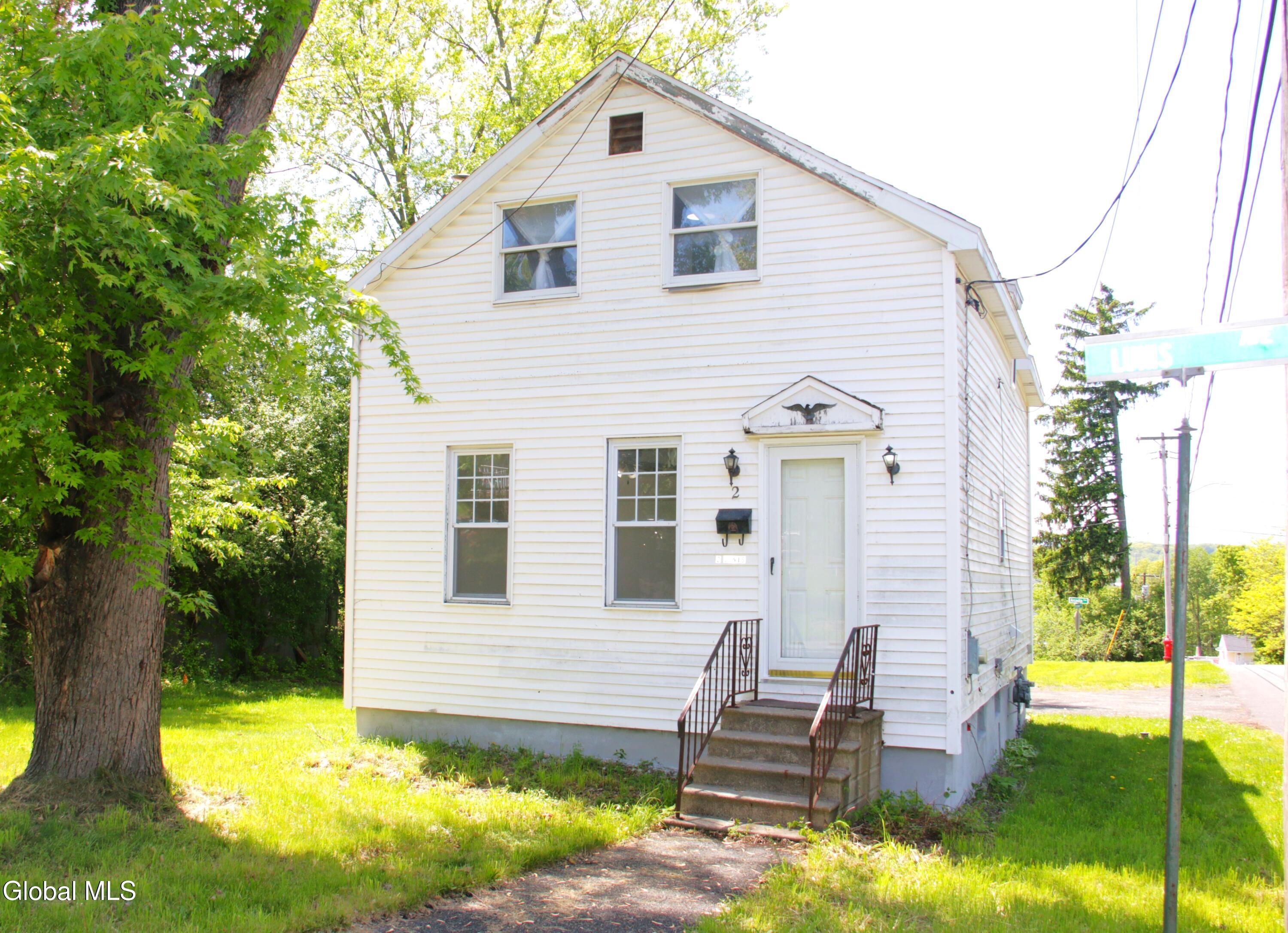 2 Lunis Avenue Rensselaer NY 12144