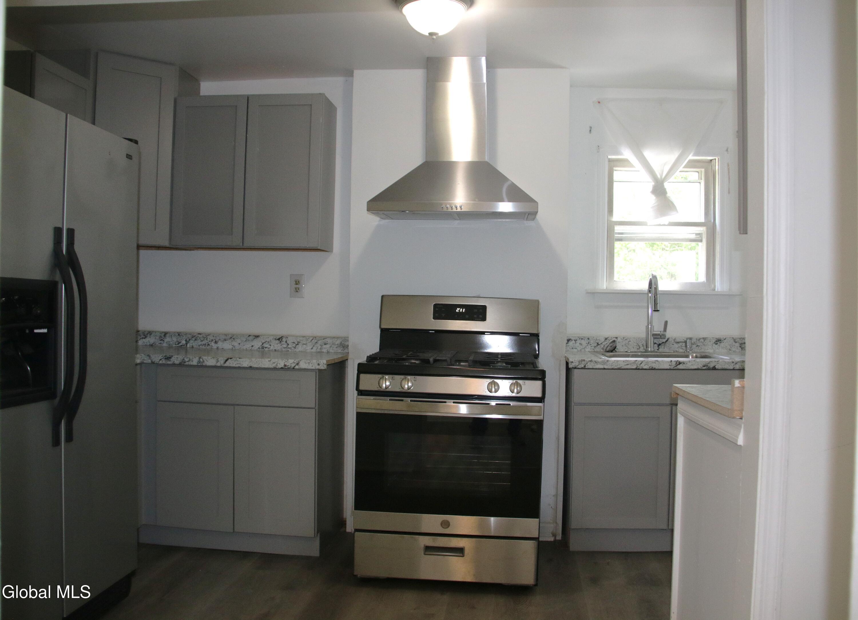 2 Lunis Avenue Rensselaer NY 12144
