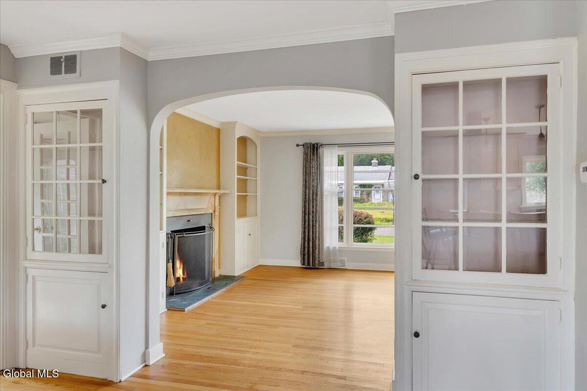 12 Brookside Drive Delmar NY 12054