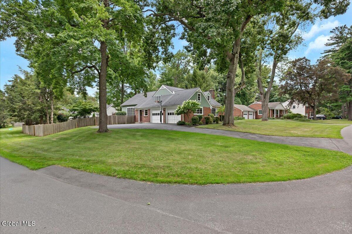 12 Brookside Drive Delmar NY 12054