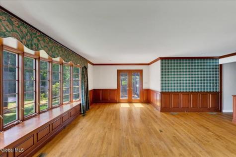 12 Brookside Drive Delmar NY 12054