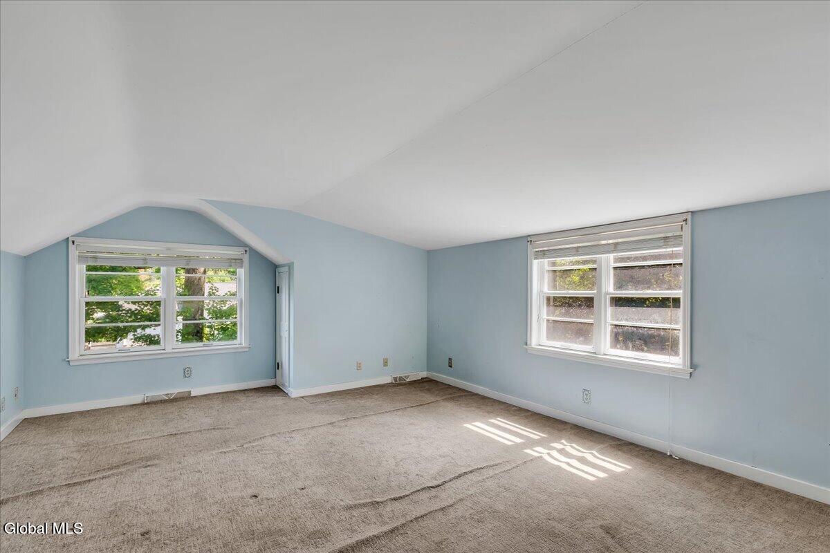 12 Brookside Drive Delmar NY 12054