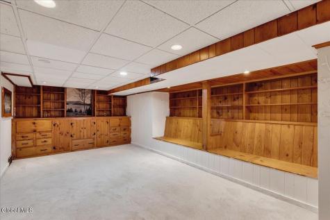 12 Brookside Drive Delmar NY 12054
