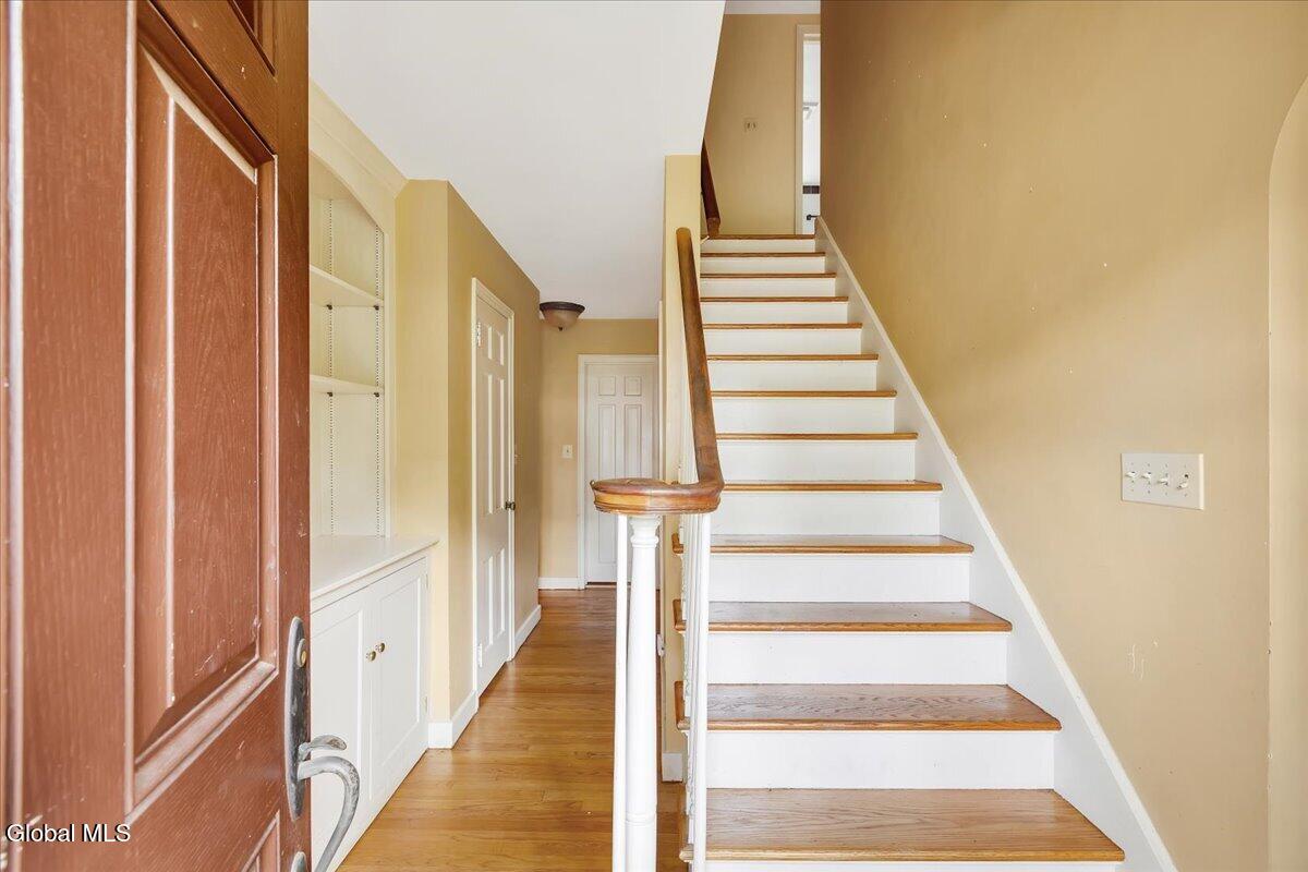 12 Brookside Drive Delmar NY 12054