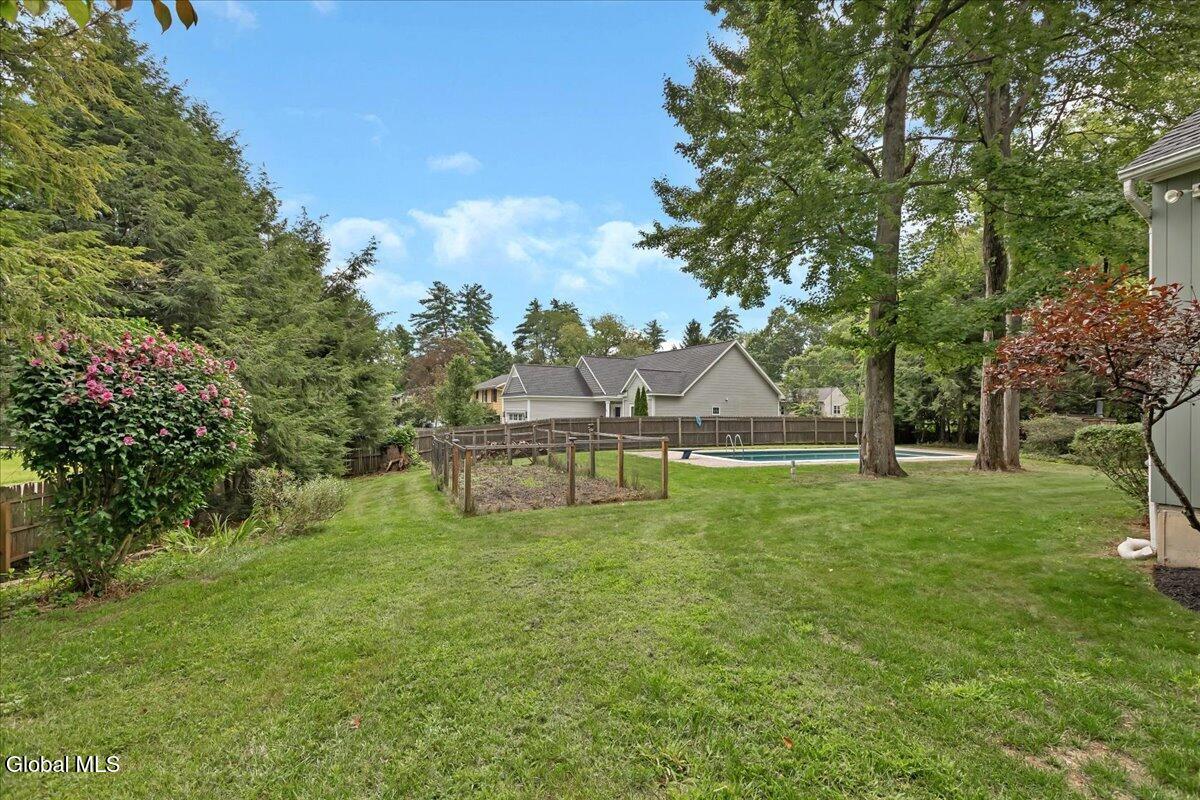 12 Brookside Drive Delmar NY 12054