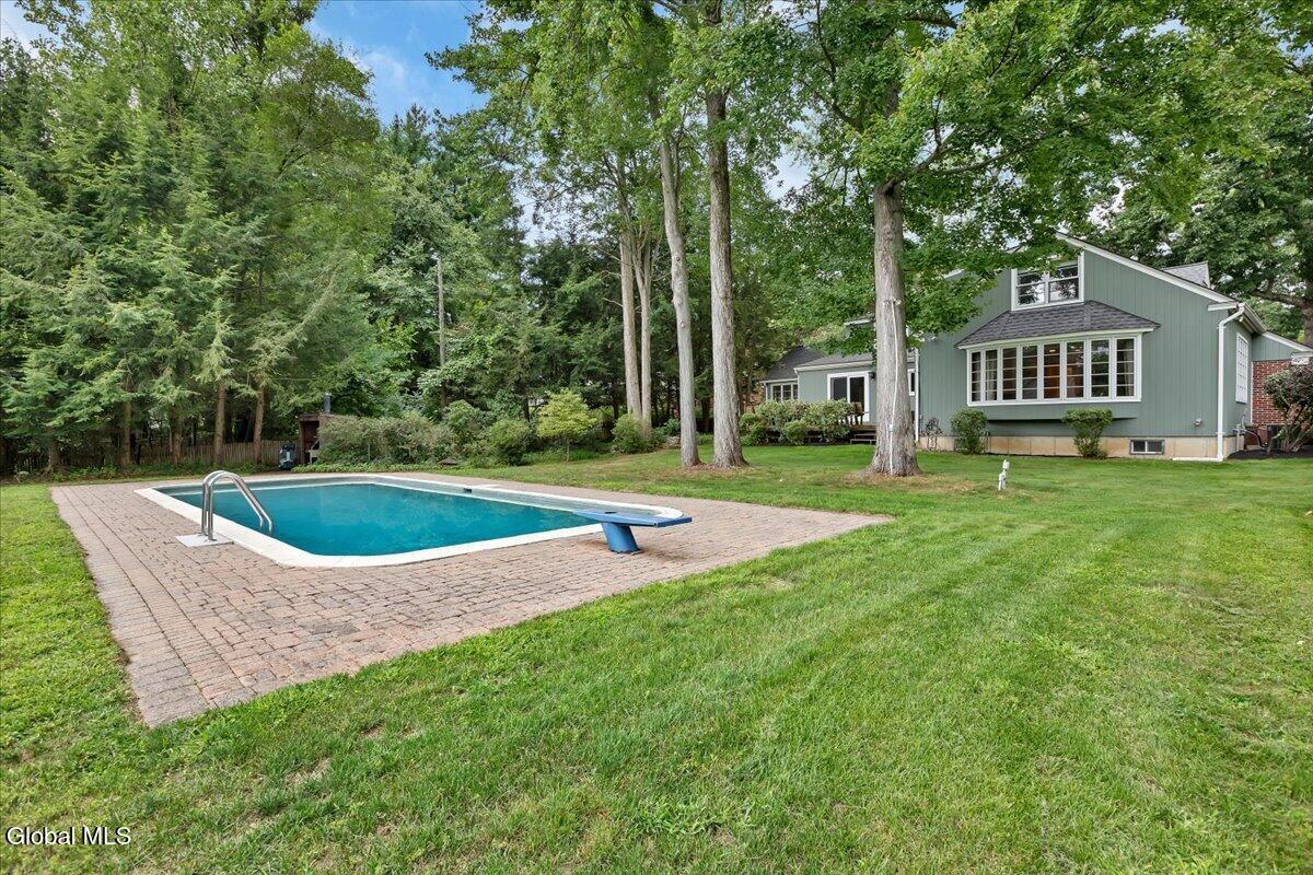 12 Brookside Drive Delmar NY 12054