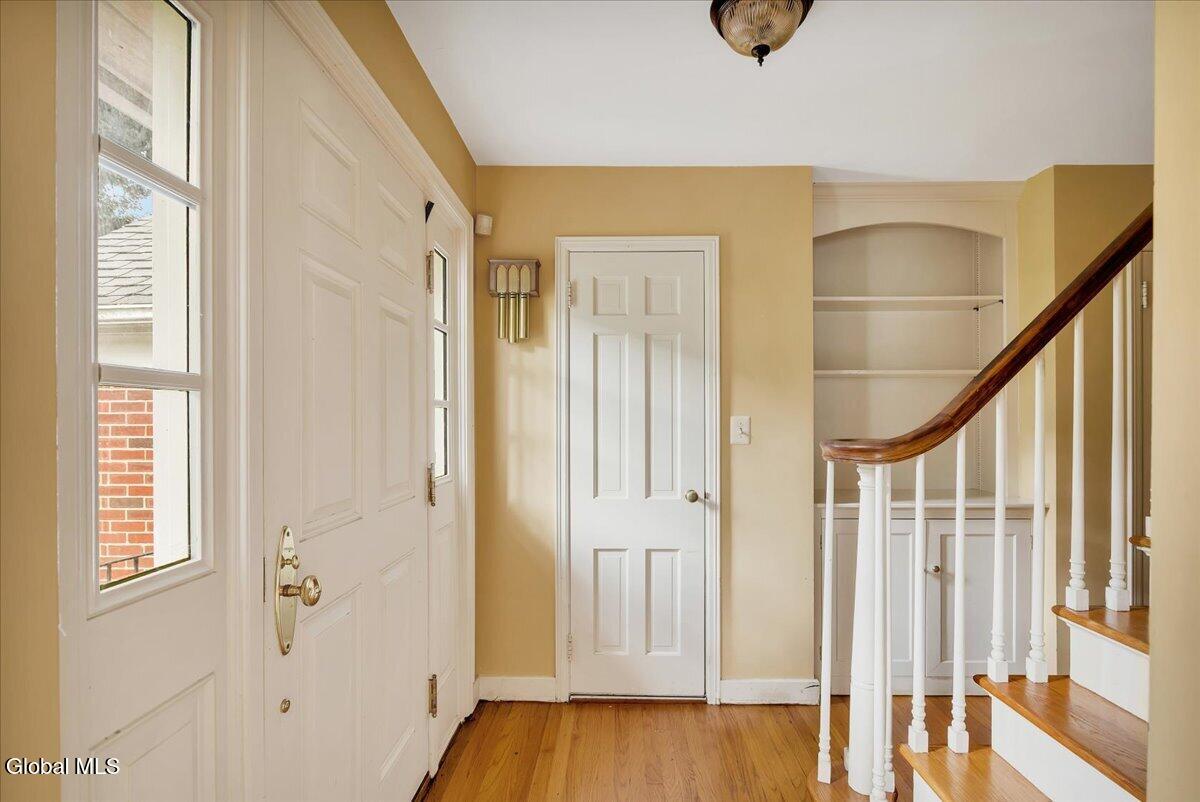 12 Brookside Drive Delmar NY 12054