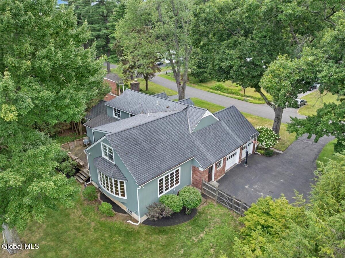12 Brookside Drive Delmar NY 12054