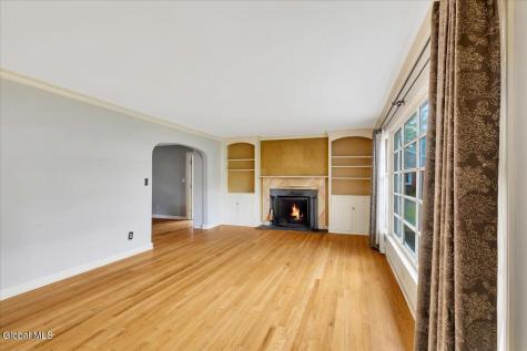 12 Brookside Drive Delmar NY 12054