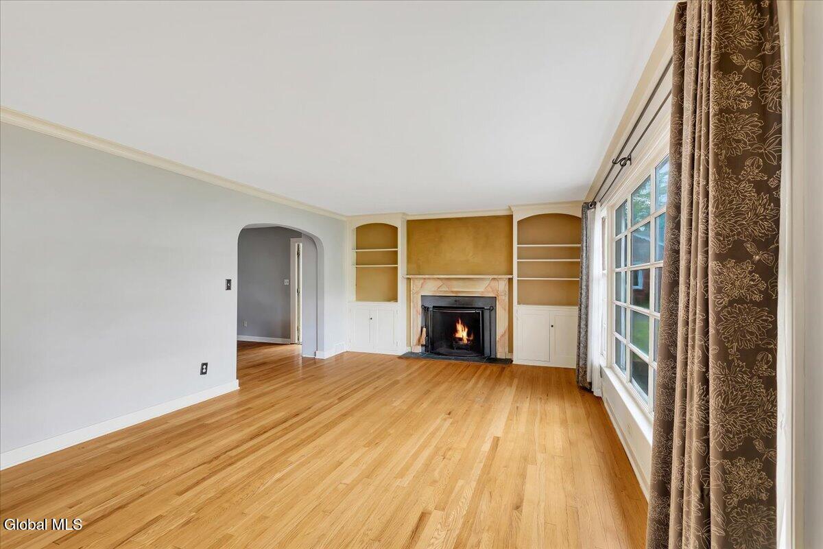 12 Brookside Drive Delmar NY 12054