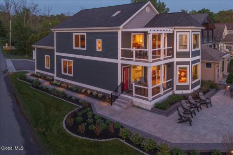 1316 New York 9p Saratoga NY 12866