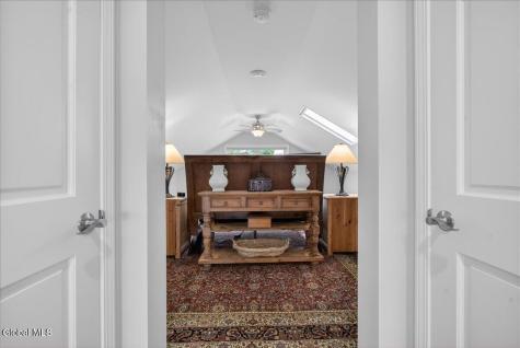 1316 New York 9p Saratoga NY 12866