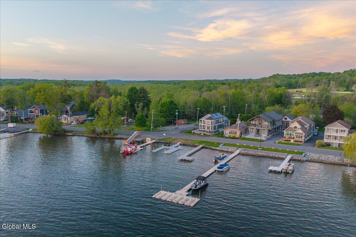1316 New York 9p Saratoga NY 12866