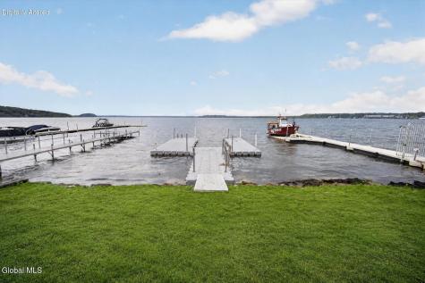 1316 New York 9p Saratoga NY 12866
