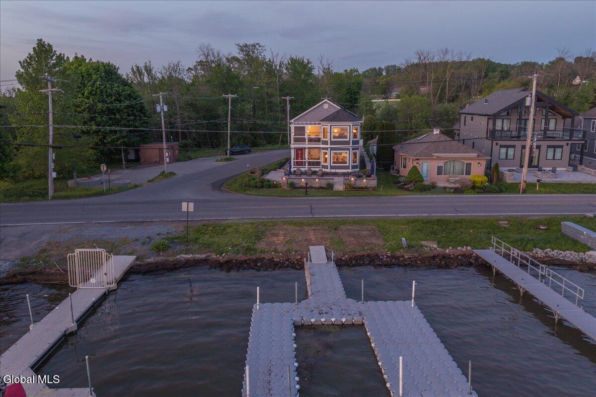 1316 New York 9p Saratoga NY 12866