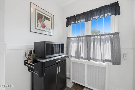 51 Edgecomb Street Albany NY 12209