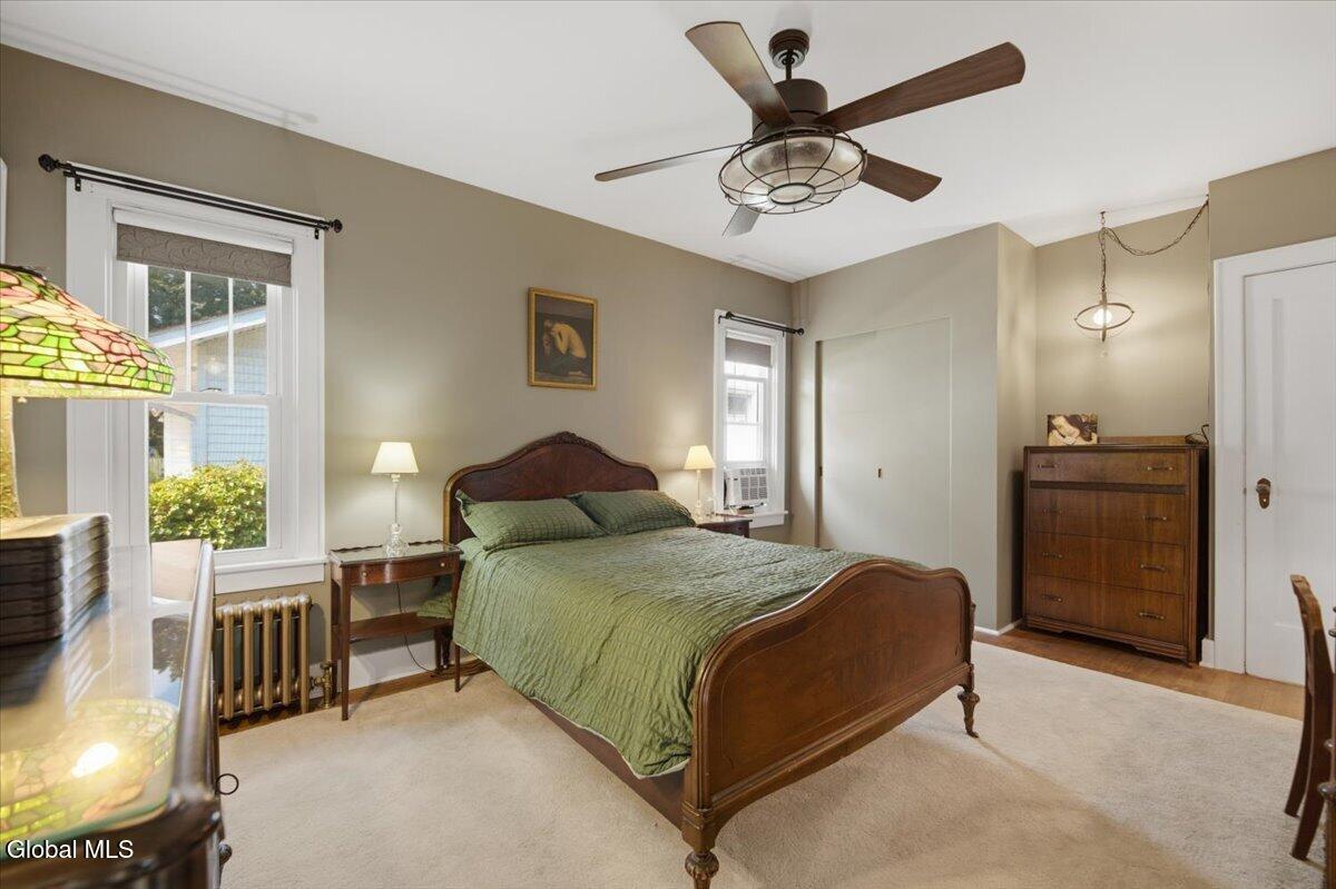 51 Edgecomb Street Albany NY 12209