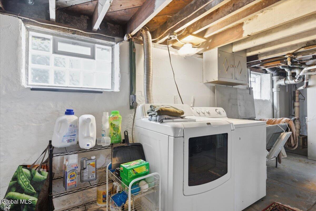 51 Edgecomb Street Albany NY 12209