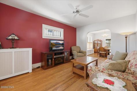 51 Edgecomb Street Albany NY 12209