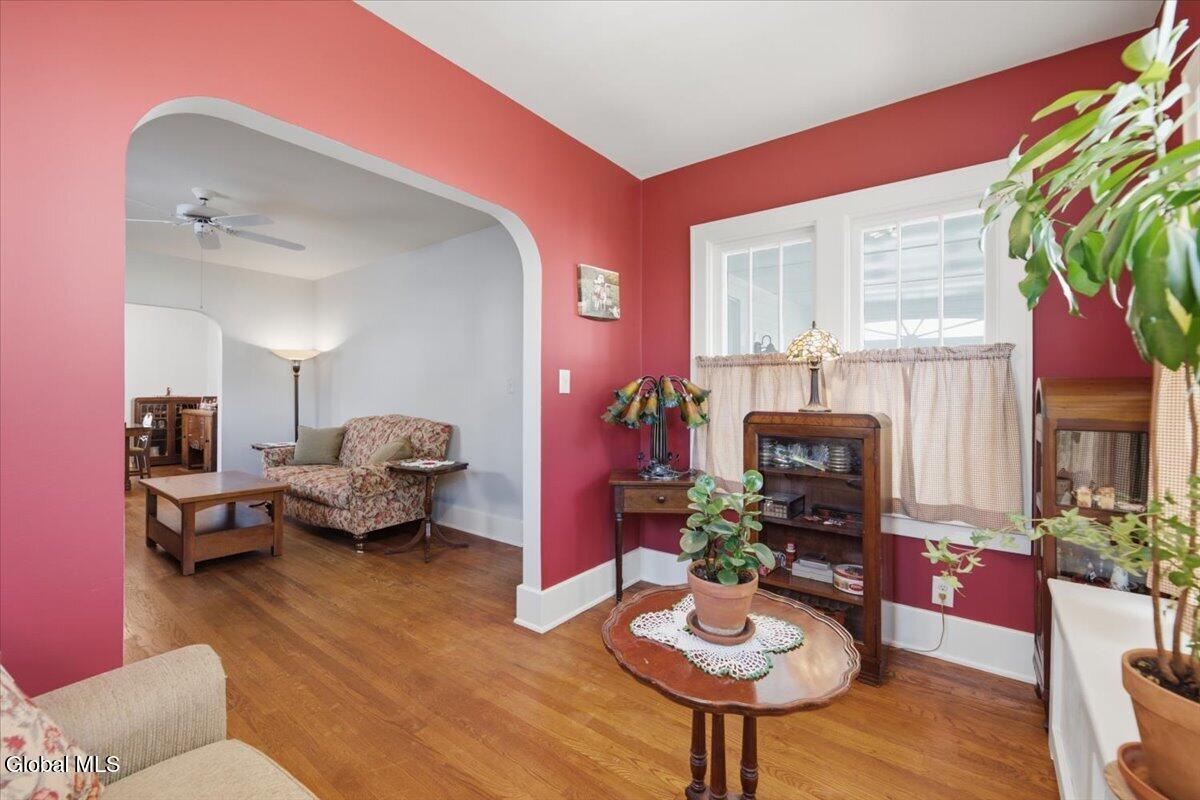 51 Edgecomb Street Albany NY 12209