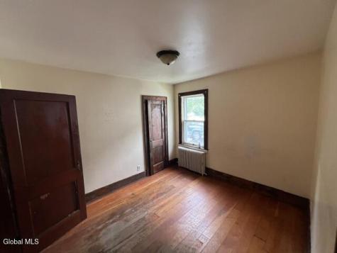 598 Feura Bush Road Glenmont NY 12077