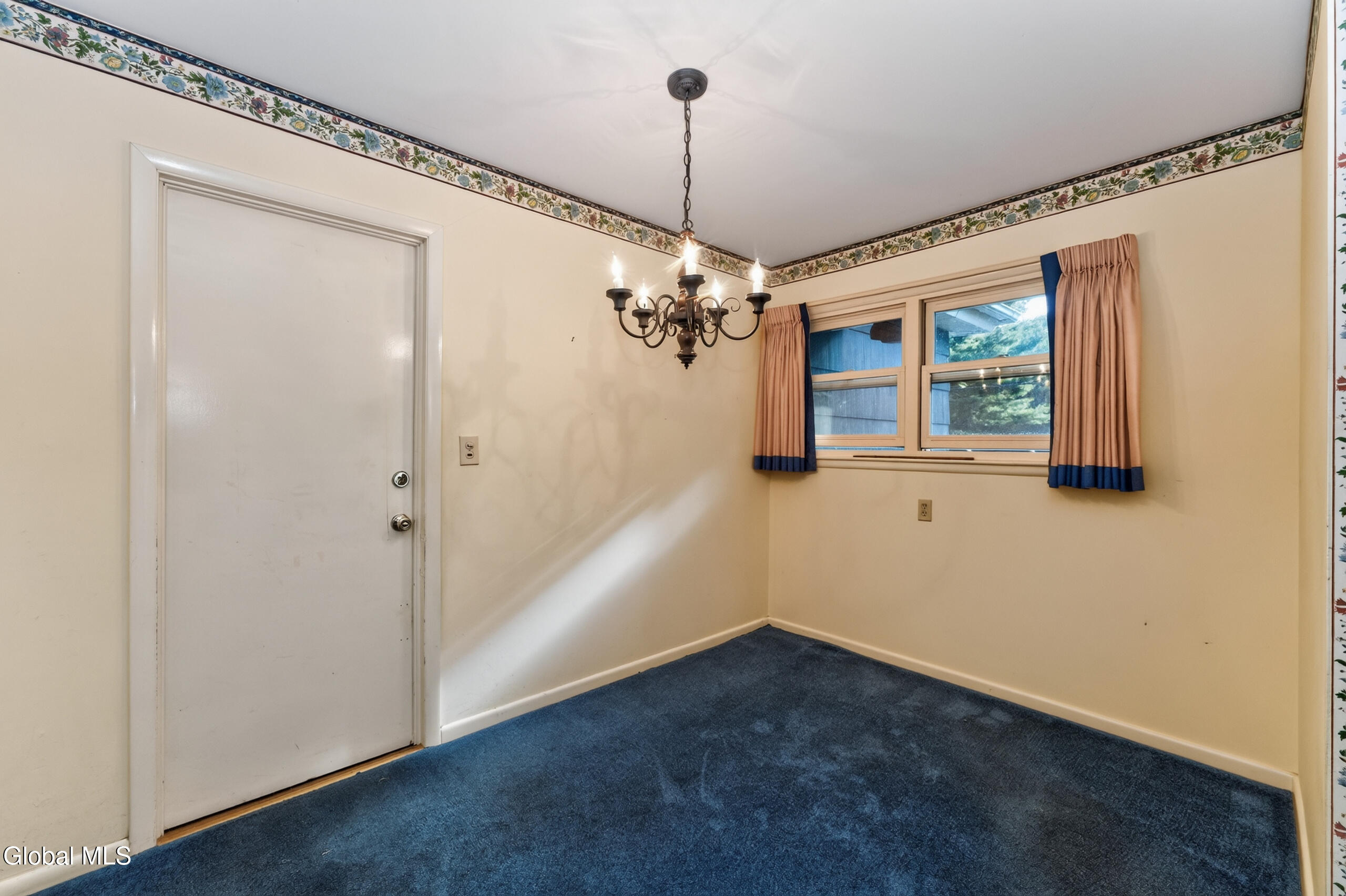 82 Salisbury Road Delmar NY 12054