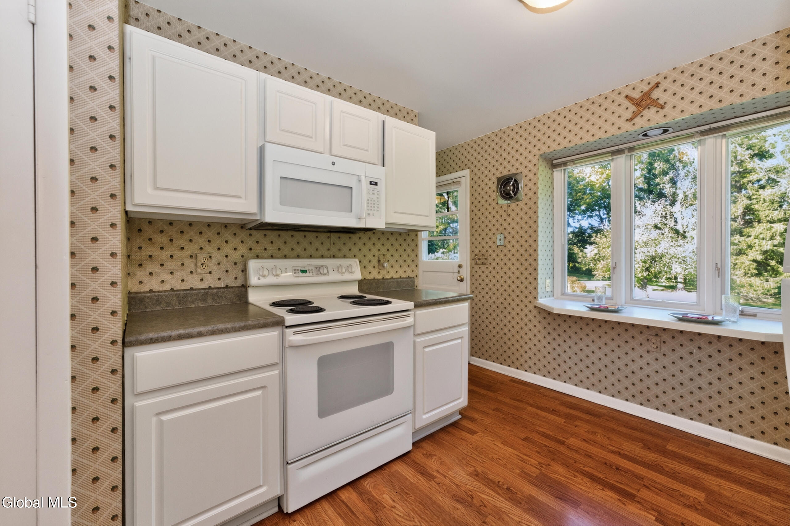 82 Salisbury Road Delmar NY 12054
