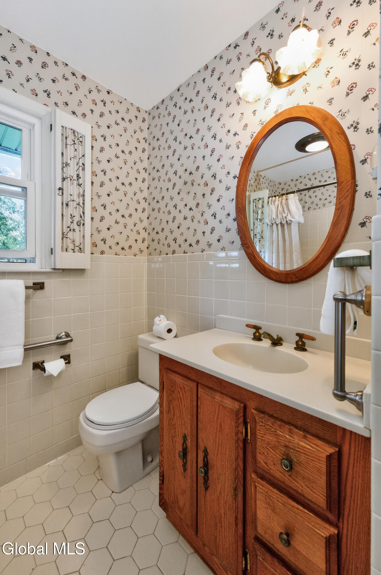 82 Salisbury Road Delmar NY 12054